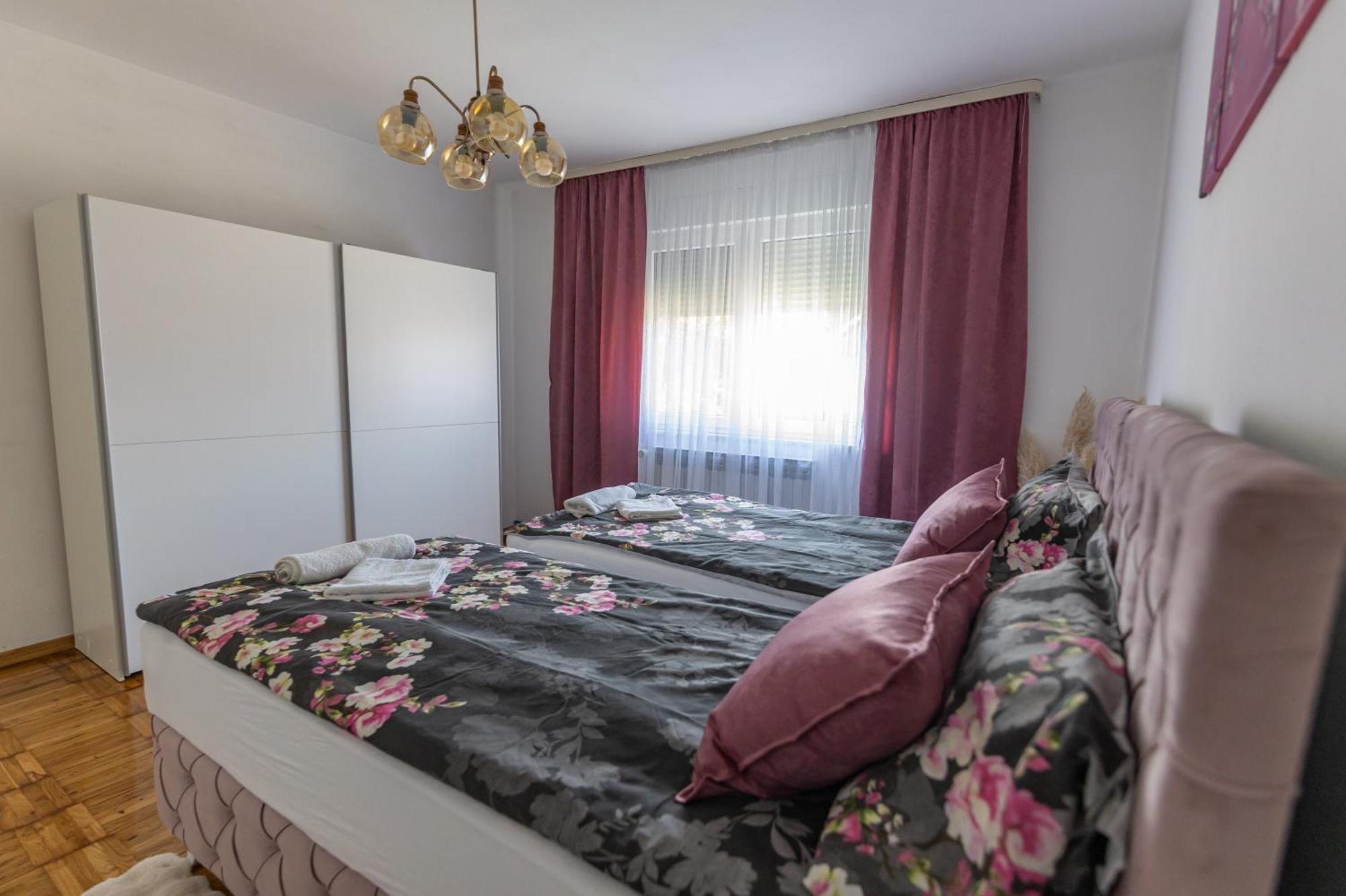 Apartman Marta I Soba Maja Gradiste Екстер'єр фото
